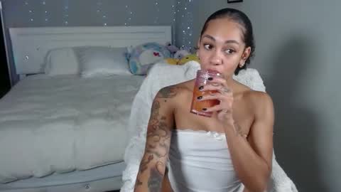 nikayasworld online show from October 16, 1:27 am