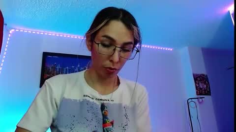 Snapshot of niki_1998 chatting on September 11, 6:42 pm Natalia online show from September 11, 6:42 pm