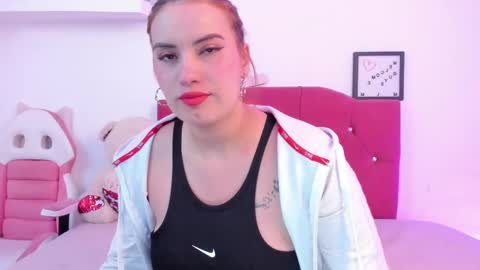 Nikii  online show from January 11, 10:40 pm