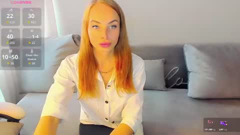 nikki_blondiee online show from July 18, 11:01 am