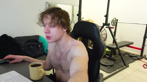 nikki online show from January 8, 2:01 pm