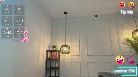 nikki_vesper online show from May 21, 4:08 am