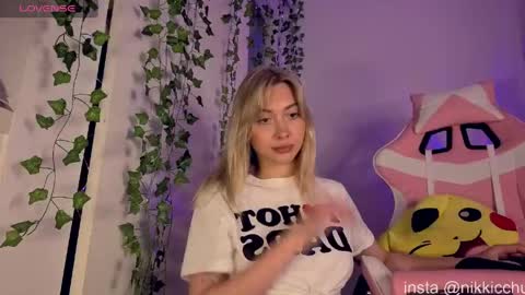 Online fr-mn 1 am NY time    online show from April 19, 5:52 am