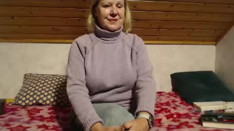 Nikole1 online show from November 21, 5:44 pm