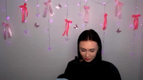 nikonara_ online show from April 2, 1:51 pm