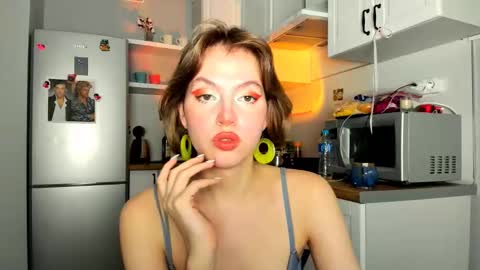 Veronica online show from March 3, 8:11 pm