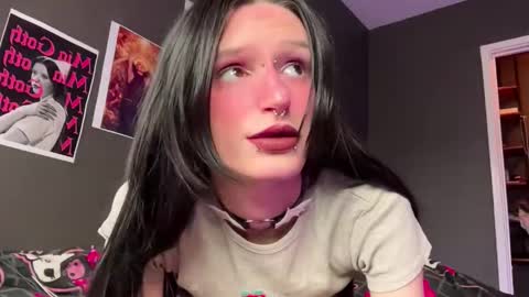 Niky online show from April 16, 1:44 pm