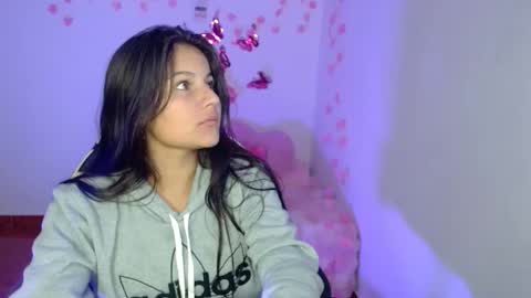 nina__777 online show from December 19, 11:17 am