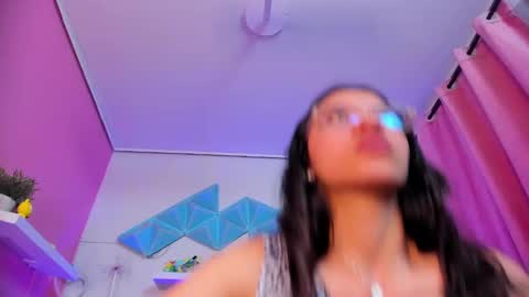 Nina online show from March 6, 1:37 am