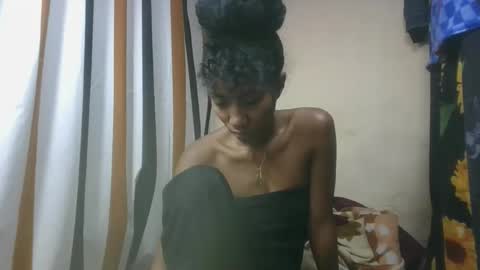 ninaeaa online show from December 15, 5:36 am