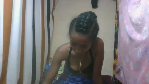 ninaeaa online show from December 19, 7:26 am