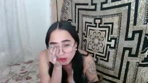 N I N A online show from February 24, 2:04 pm