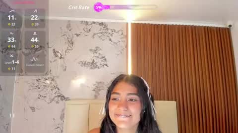 N I N A  online show from June 10, 3:28 am
