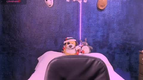 Nina online show from December 10, 12:05 pm