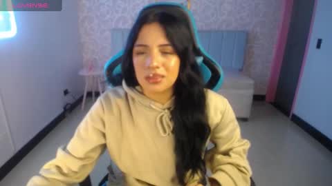 Ninfa  online show from February 4, 11:16 am