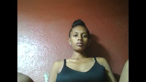 ninie246746 online show from February 25, 12:16 pm