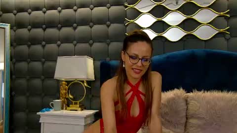 Nina online show from July 17, 9:28 pm