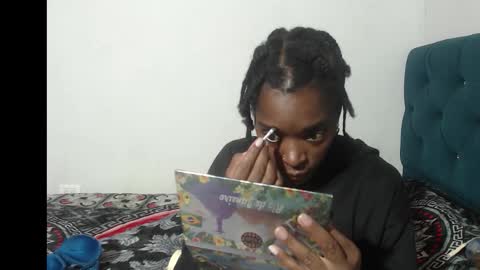 Snapshot of nirak_sf chatting on October 20, 12:32 pm Nirak online show from October 20, 12:32 pm