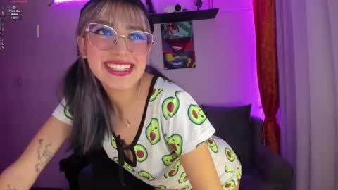 Daph J online show from February 5, 4:38 am