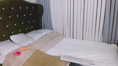 Samantha online show from September 16, 7:00 am