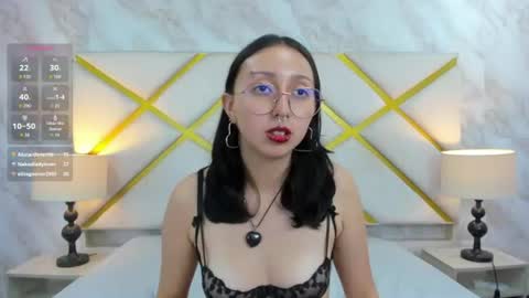 Catalina online show from July 1, 12:19 am
