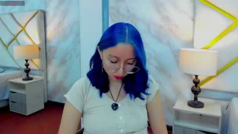 Catalina online show from July 21, 10:45 pm