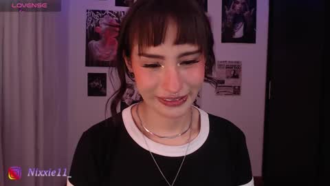 Nixxie  online show from November 13, 2:47 am