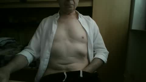 nkdyy online show from April 17, 11:45 am