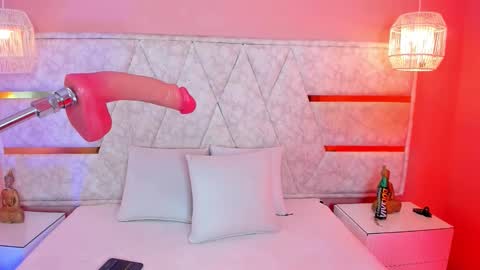 Noa online show from March 4, 9:34 pm