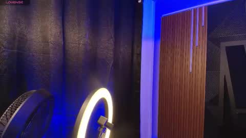 Noah online show from January 8, 11:27 am