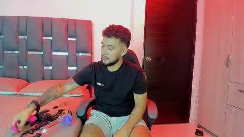 NOAH online show from November 8, 2:03 am