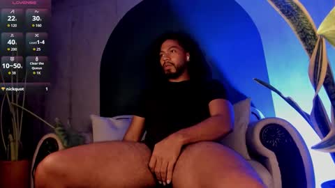 Noah online show from February 12, 11:30 pm