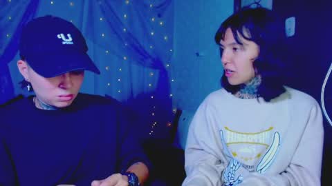 noah hehim    online show from April 10, 2:50 am