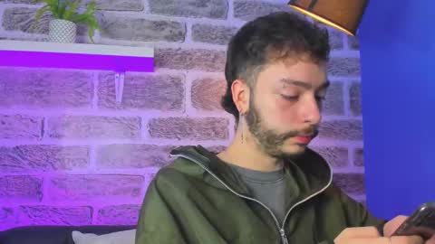    online show from March 20, 12:10 pm