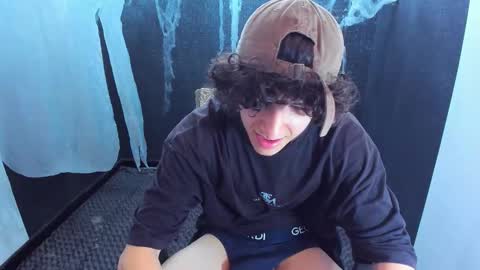 noah_sokolov online show from October 29, 3:03 pm