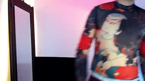 Noah online show from April 7, 3:58 pm