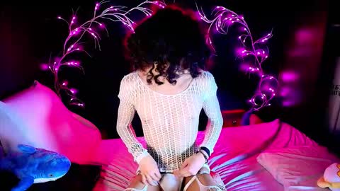 Noah Xtar online show from October 9, 11:05 am