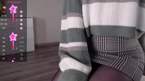 noelleneptune online show from September 23, 1:27 pm