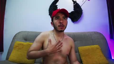 noha_and_iam1 online show from June 12, 2:54 am
