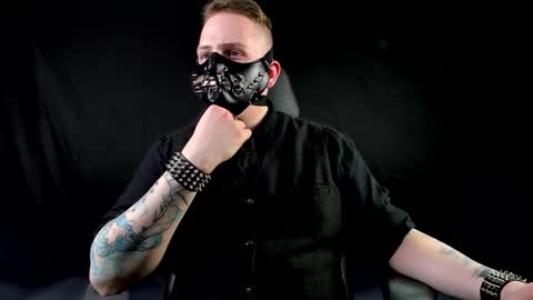 Noir online show from February 4, 4:22 pm