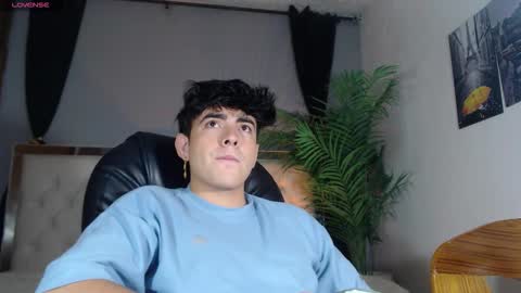 Snapshot of nolan_twink chatting on September 29, 5:56 pm Nolan online show from September 29, 5:56 pm