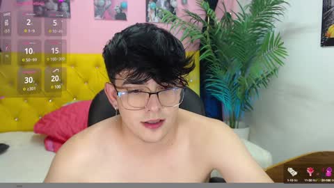Snapshot of nolan_twink chatting on February 4, 9:52 pm Nolan online show from February 4, 9:52 pm