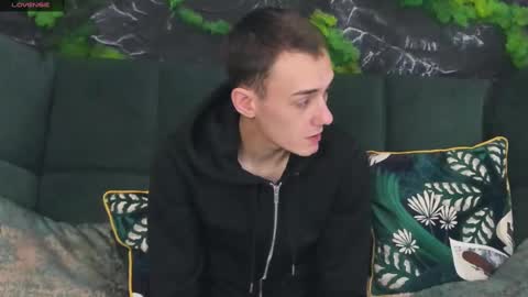 nolan_will online show from December 4, 9:29 pm