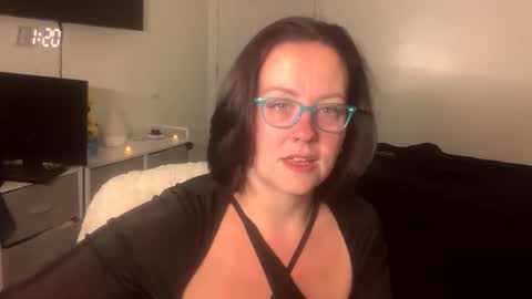 NoNipsAllDrip online show from May 24, 7:04 am