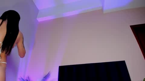 Nora Da Silva online show from November 13, 1:41 am