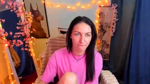 Nora online show from February 11, 9:29 pm