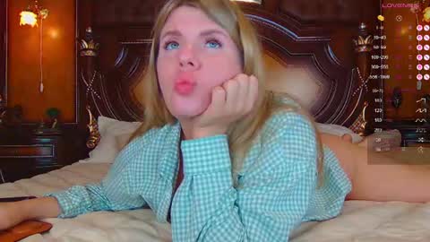 Nora online show from July 14, 10:21 am