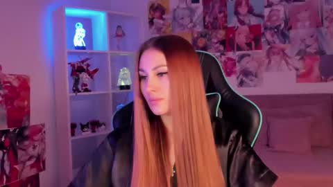 NoraFoxes online show from November 27, 5:31 pm