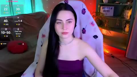 Nora online show from July 2, 5:45 am