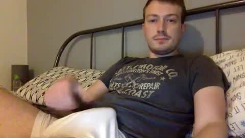 Snapshot of norfolkboy18 chatting on December 9, 8:11 am Ollie online show from December 9, 8:11 am